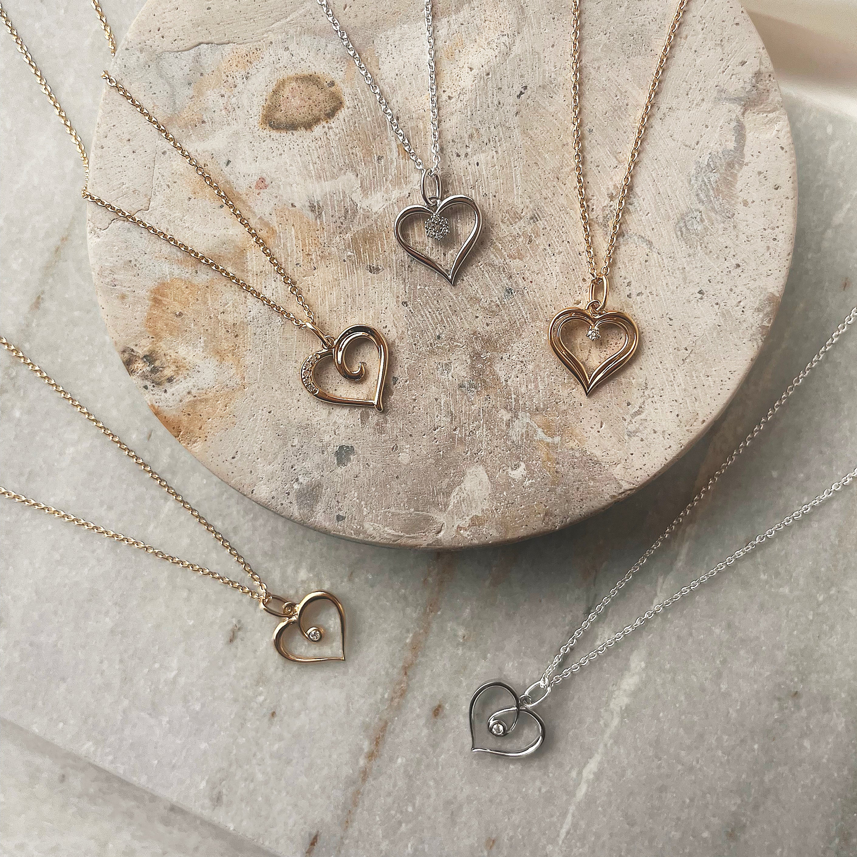 Scrouples Halskæde i Guld 8 kt. med Brillant