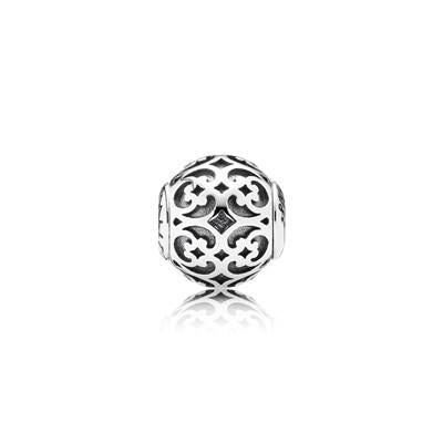 Pandora Essence charm