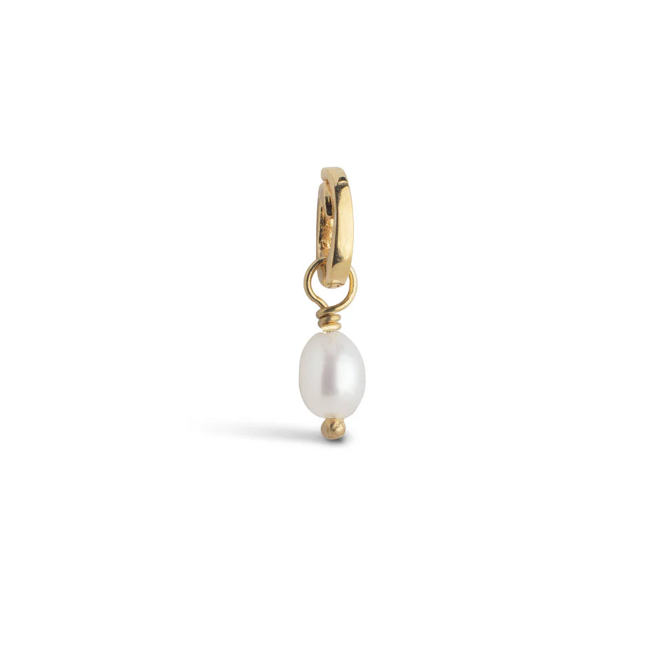 Enamel Finest Pearl charm