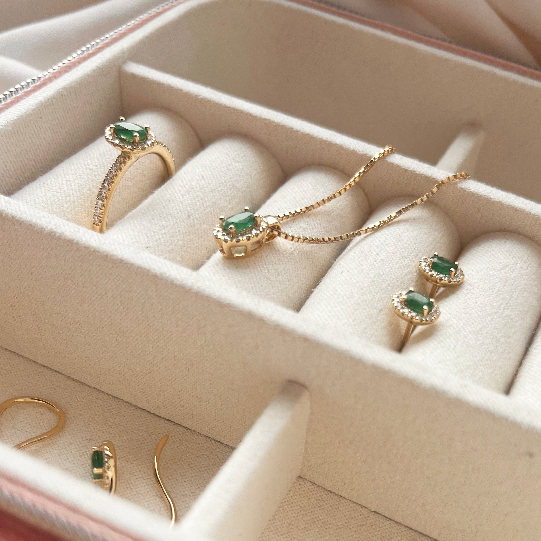 Scrouples Halskæde i Guld 14 kt. med Brillant