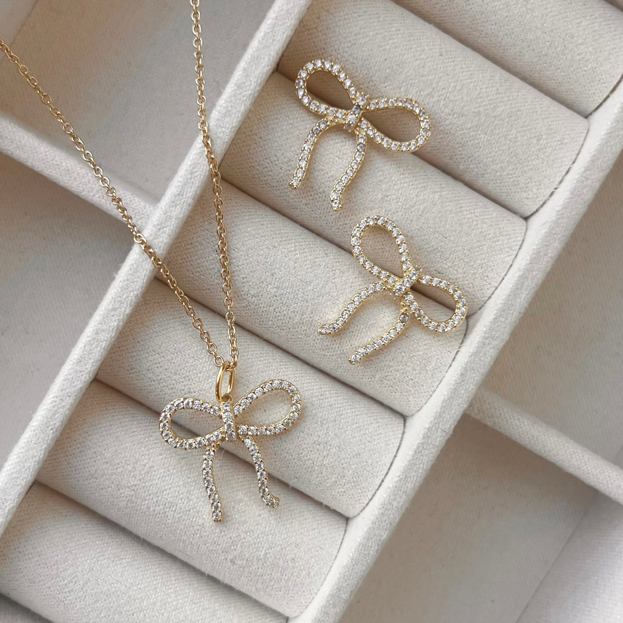 Scrouples Halskæde i Sølv med Syn. cubic zirconia
