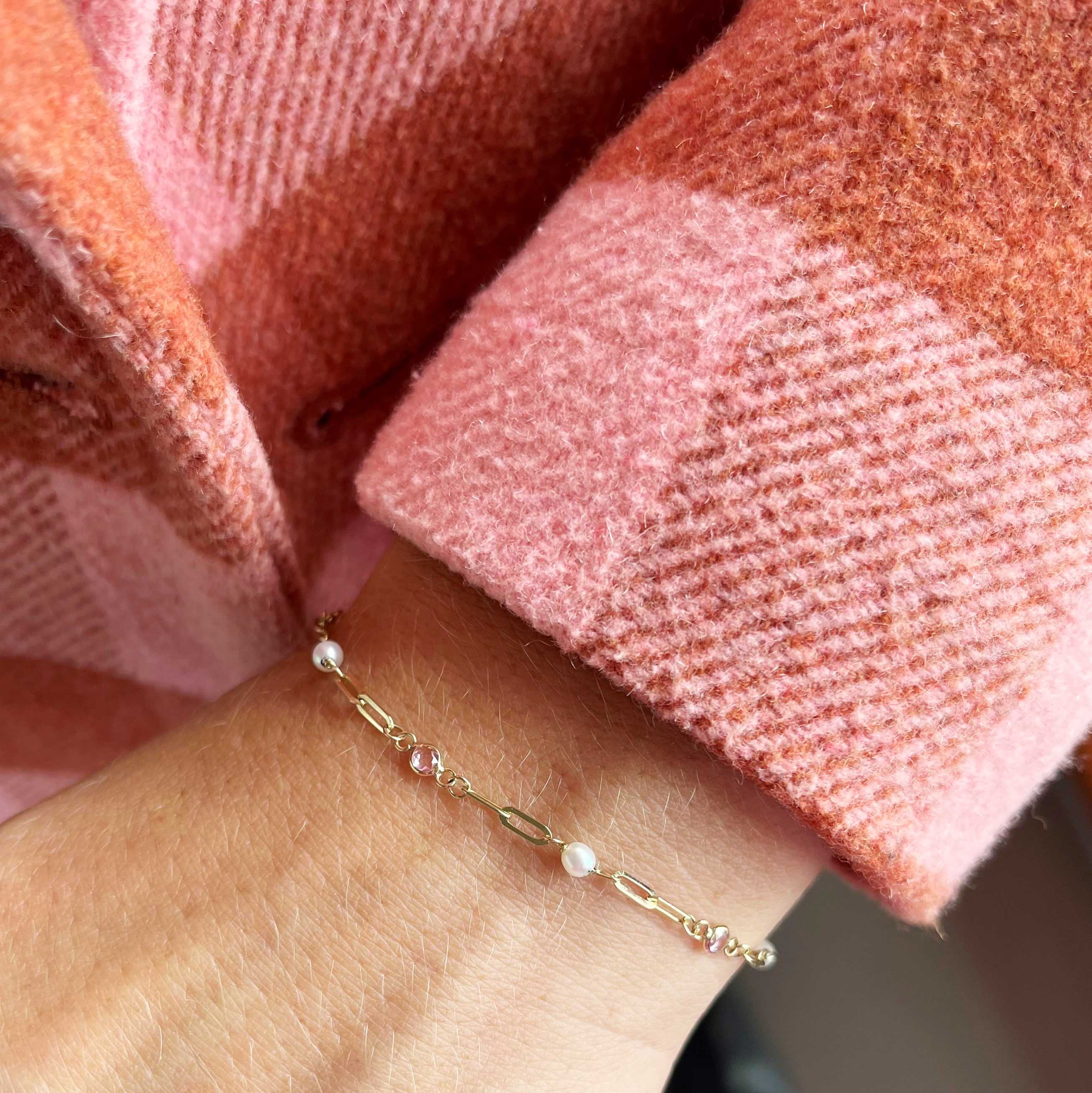 Scrouples Armbånd i Guld med Perle