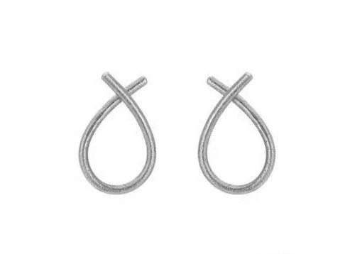 Sølvforgyldte ørestikker kryds