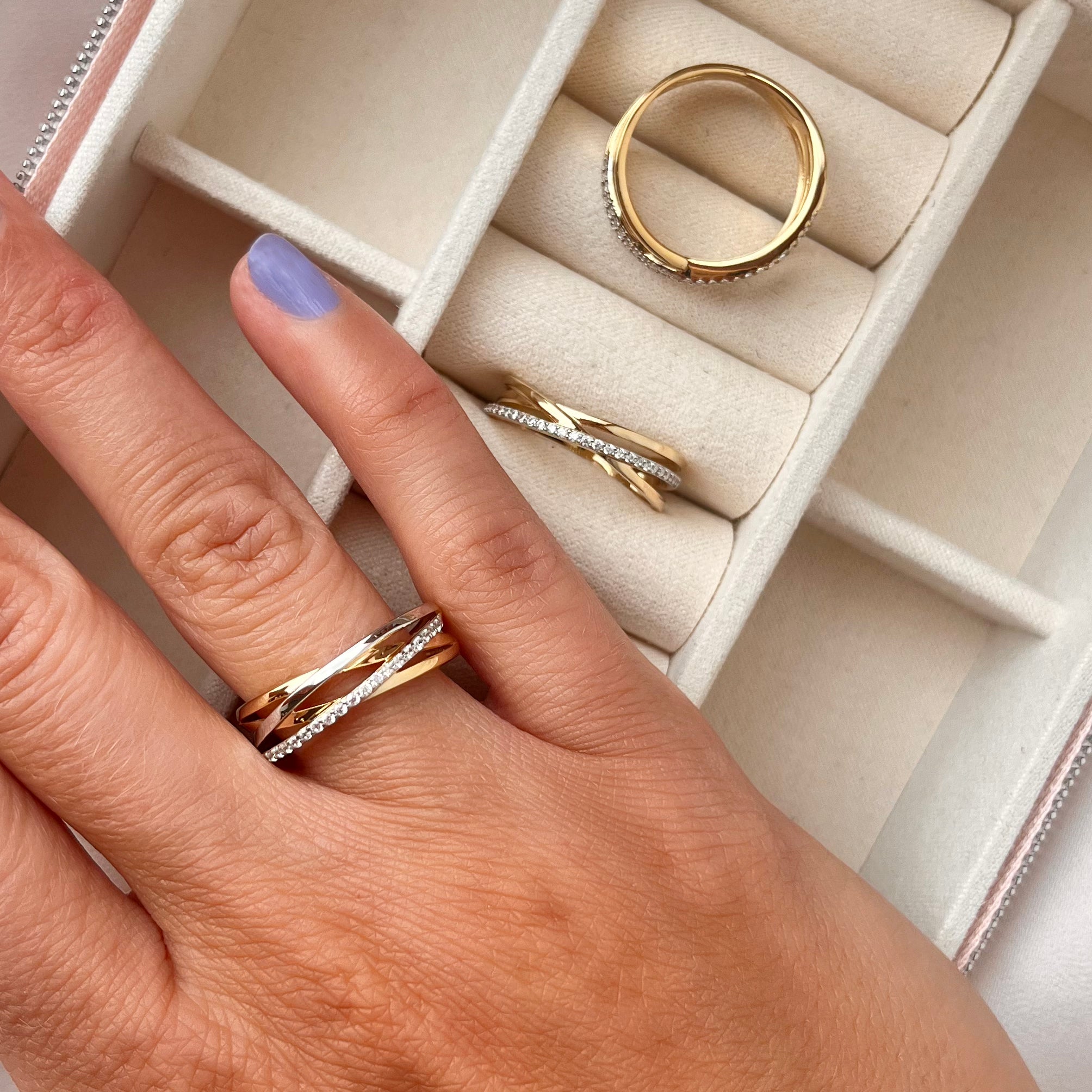 Scrouples Ringe i Guld 8 kt. med Syn. cubic zirconia