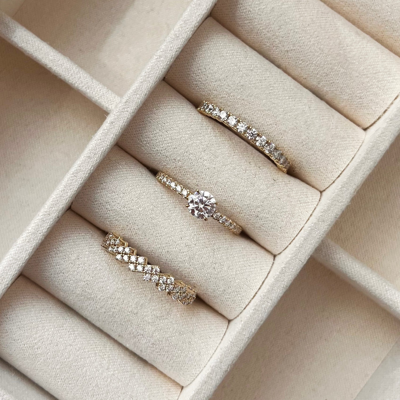 Scrouples Ringe i Guld 8 kt. med Syn. cubic zirconia