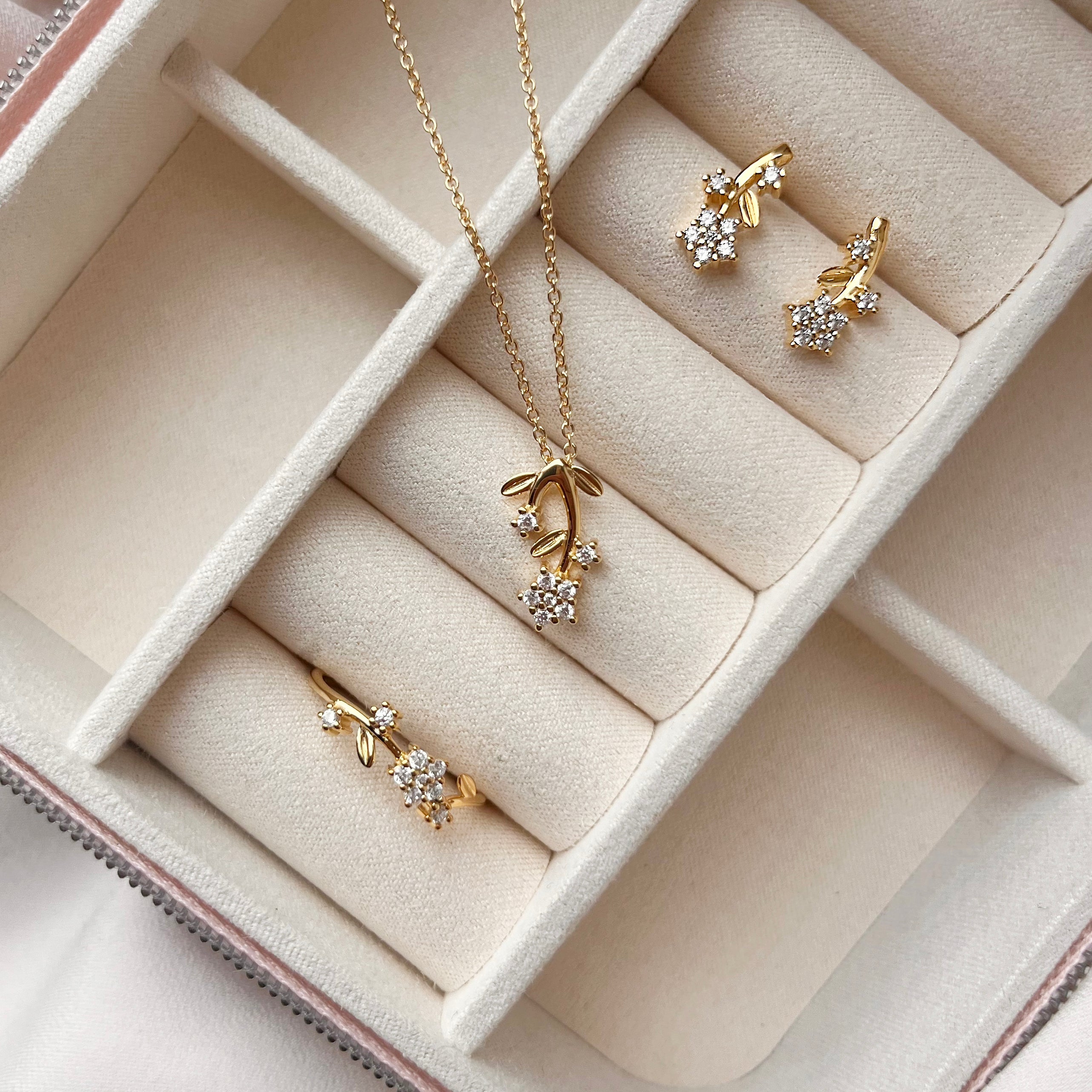 Scrouples Ringe i Sølv med Syn. cubic zirconia