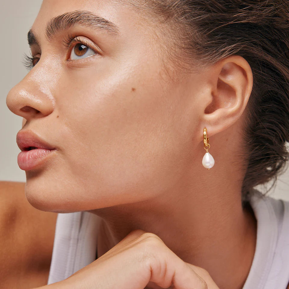 Forgyldte hoops, Significant Pearls